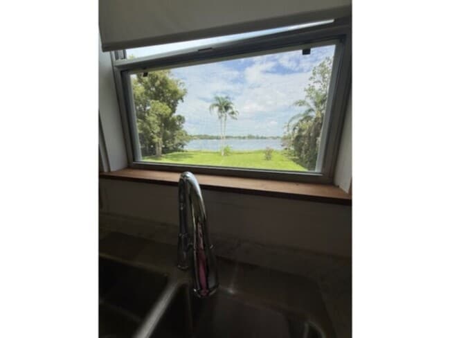 Building Photo - 1 Bedroom, 1 Bath on Shores of Bear Lake!