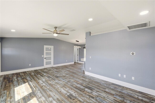 Building Photo - 3404 2nd St SW