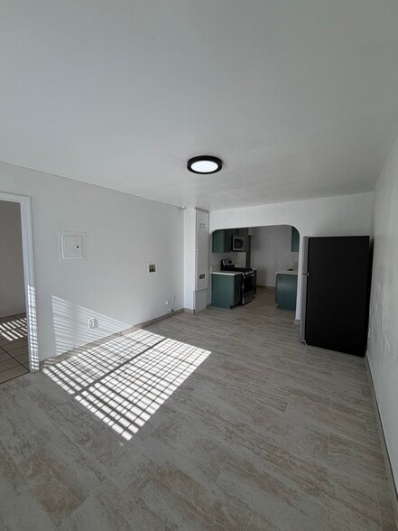 Building Photo - 350 W Fig St