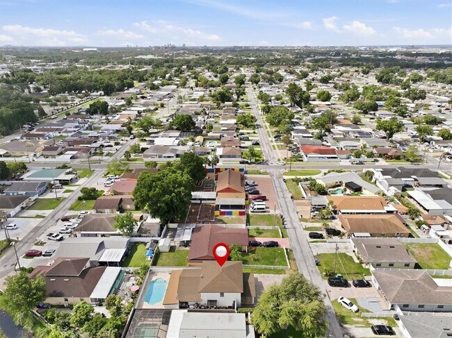 Building Photo - 6611 N Hale Ave