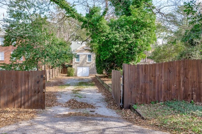 Building Photo - Leasing Now! - Charming 3-Bed, 2-Bath Stone Cottage in Shandon/Wales Garden - Walk to 5 Points!