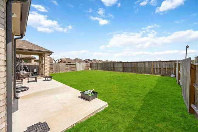 Building Photo - 2940 Golden Dust Dr
