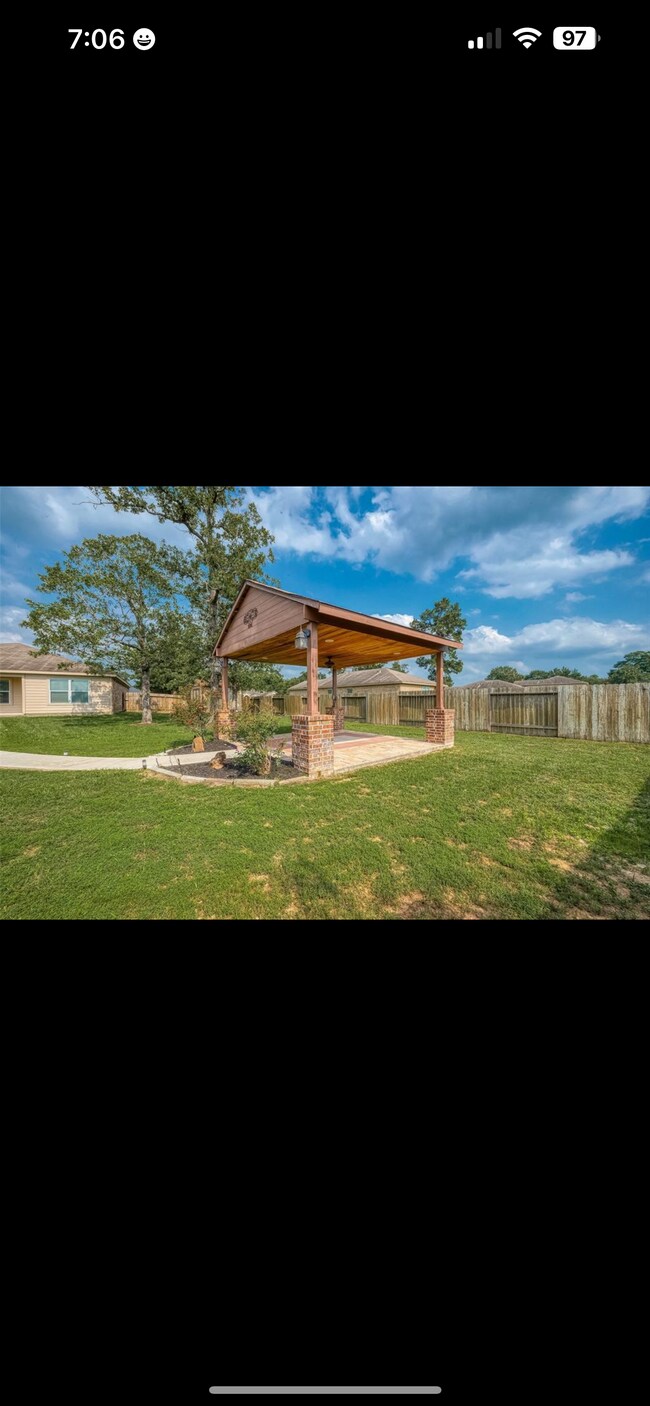 Building Photo - 18954 Ranchcrest Dr