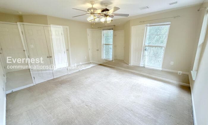 Building Photo - 4678 Pearson Dr