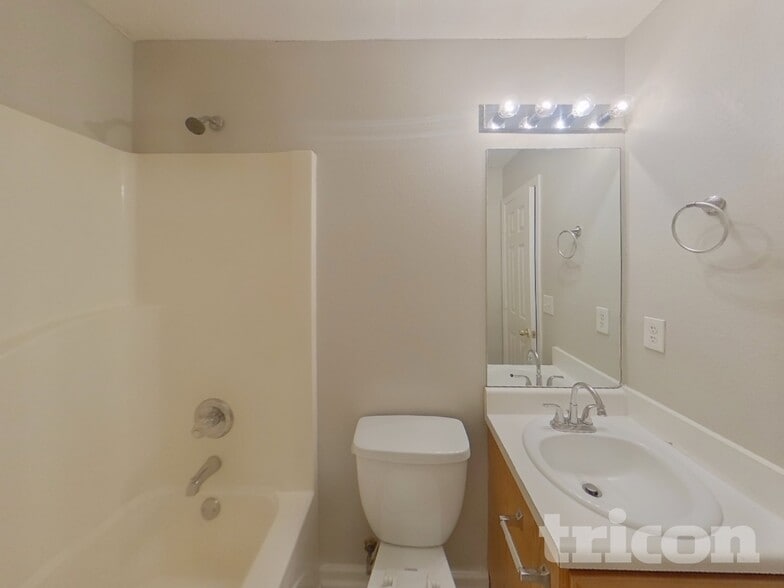 Building Photo - 4122 Ravenwood Ct