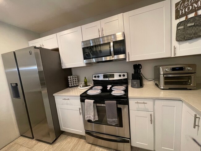 Building Photo - 6581 E Calle La Paz