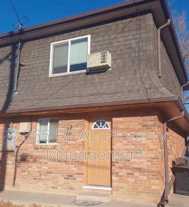 Building Photo - 1434 E 16th St