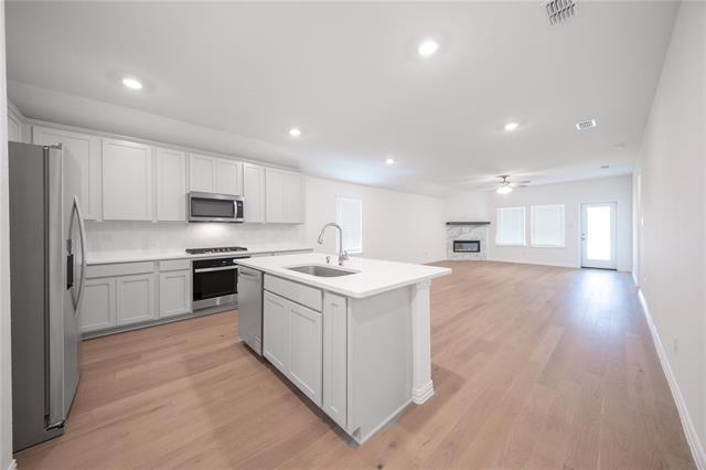 Building Photo - 1610 Dove Dr