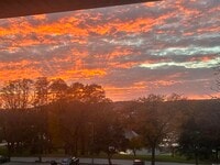 Building Photo - 225 Country Club Dr