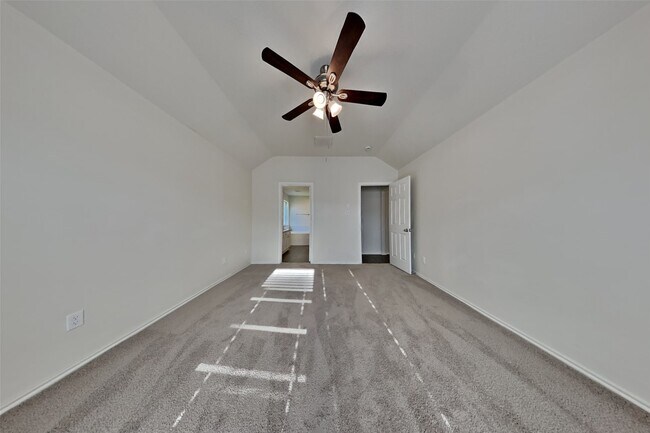 Building Photo - 18114 Stone Trail Manor Dr