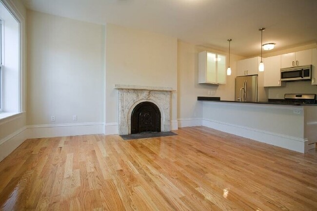 Building Photo - 658 Massachusetts Ave