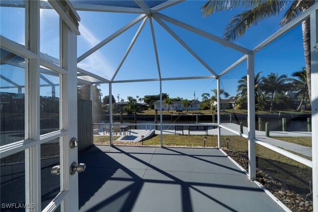 Building Photo - 4916 Viceroy St