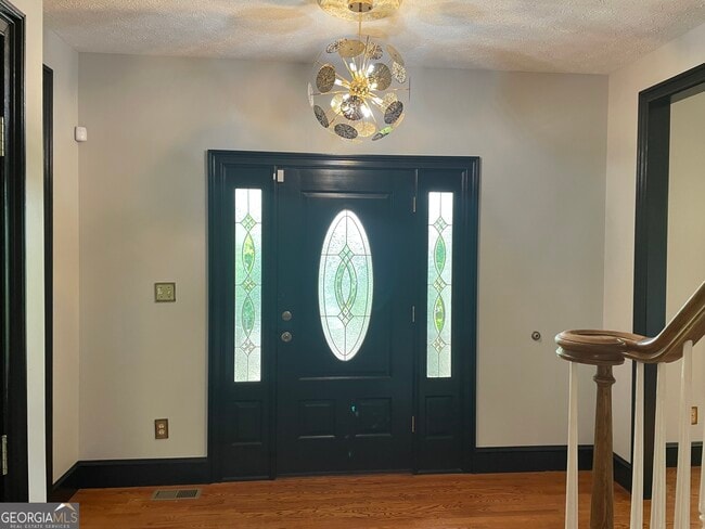Building Photo - 612 Graystone Ct