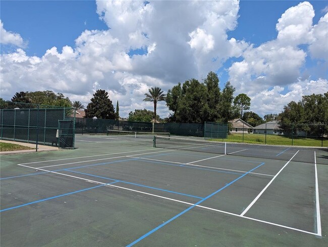 Building Photo - 8608 SW 77th Ave