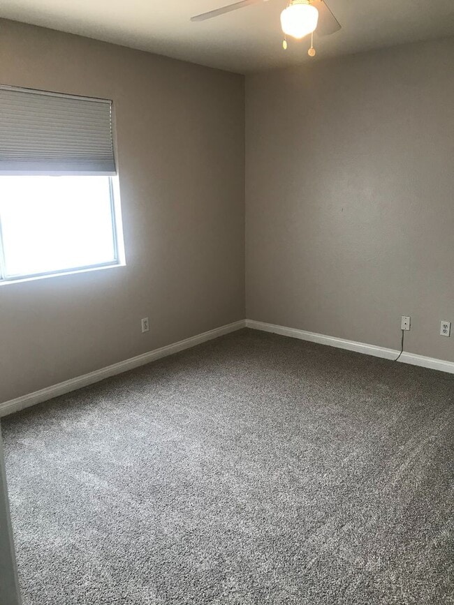 Building Photo - ** COMING SOON ** Modern Boca Park Apartment with Stainless Steel Appliances & Open-Concept Living