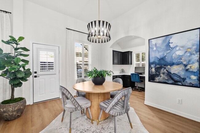 Building Photo - 3011 Manchester Cove