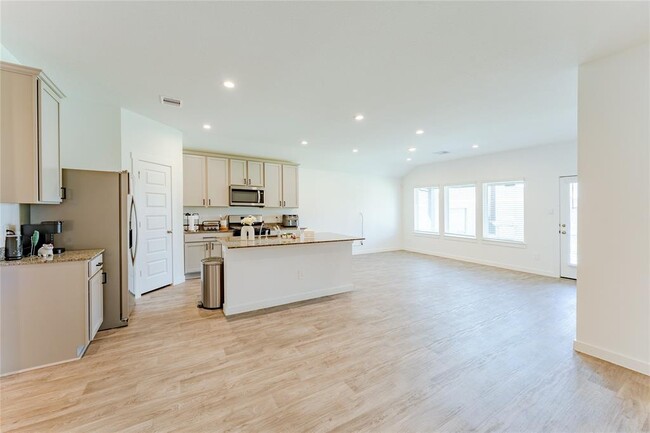 Building Photo - 31714 Brandon Ml Trl