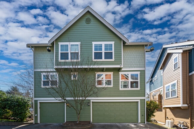 Building Photo - 5801 55th Ave NE