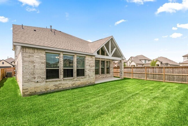 Building Photo - 801 Laguna Grn Ln