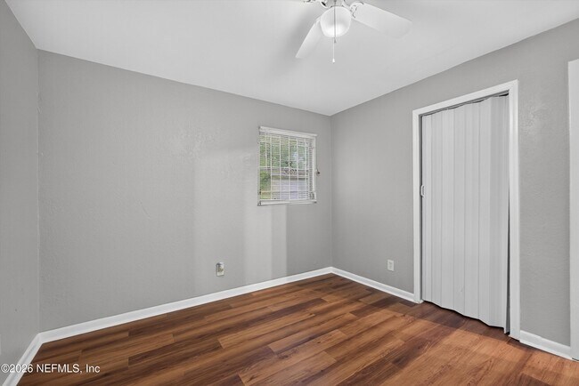 Building Photo - 4030 Leonard Cir E