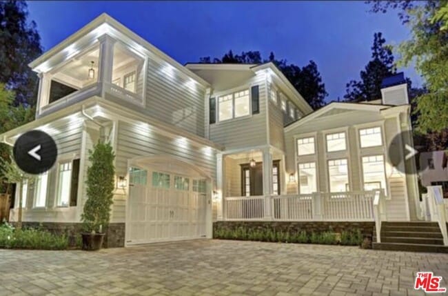 Building Photo - 1836 Laurel Canyon Blvd