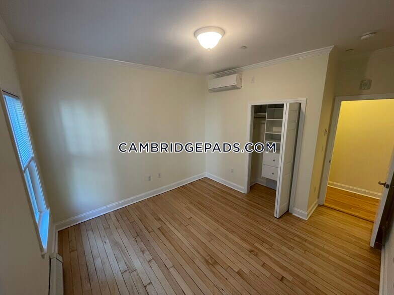 Building Photo - 65 Langdon St