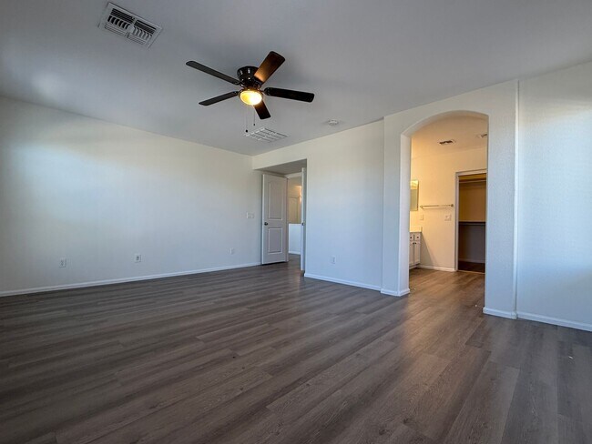 Building Photo - Johnson Ranch: 4 bedrooms, 2.5 bathrooms, ...