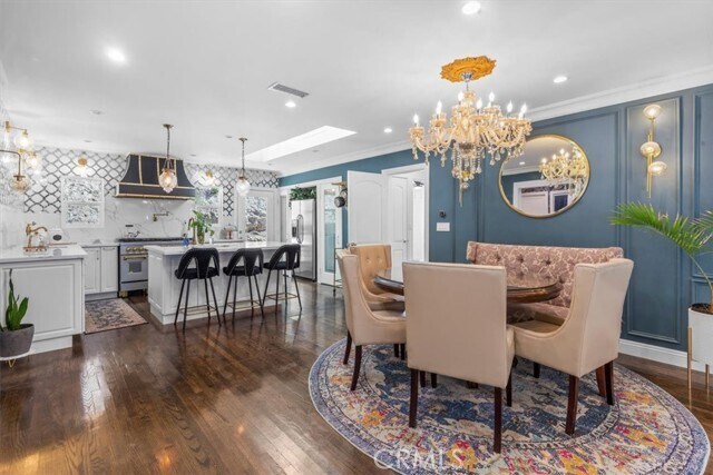 Building Photo - 5201 Sale Ave