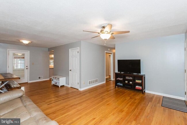 Building Photo - 4217 Mispillion Rd