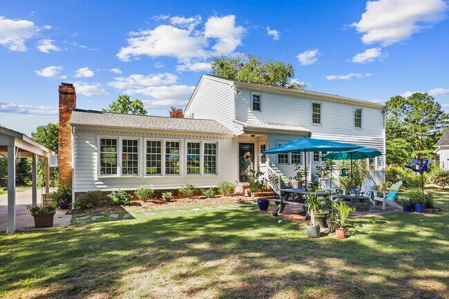 Building Photo - 206 Ramblewood Dr