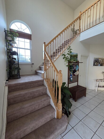 Building Photo - 34 Degas Cir