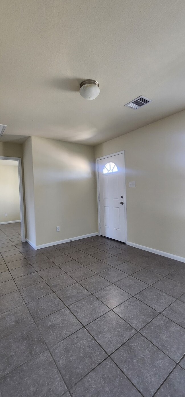 Building Photo - 8421 W 1st St