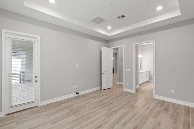 Building Photo - LIKE NEW Home for Rent in Antigua Cove!