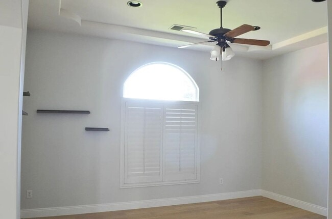 Building Photo - Spacious Riverlakes Golf Course Home with Pool, Spa & 3-Car Garage