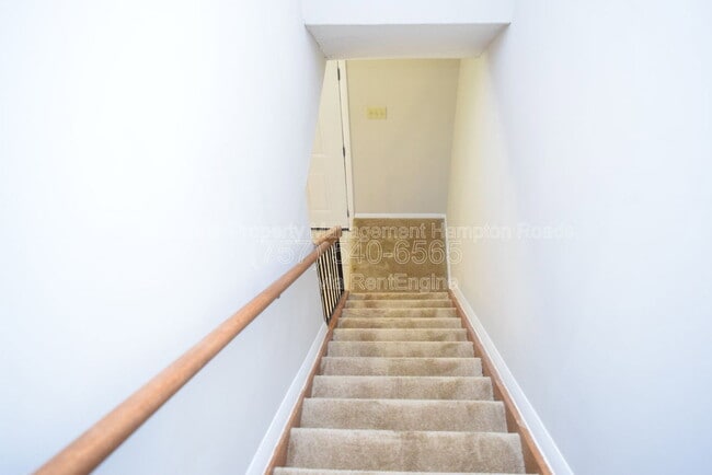 Building Photo - 1412 Woodscape Ln