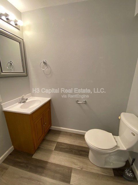 Building Photo - 1400 30th St