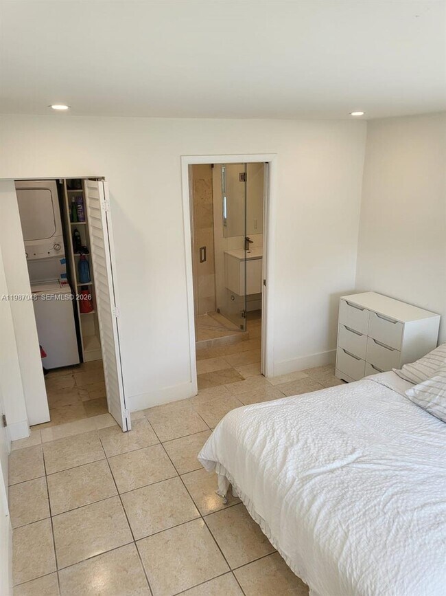 Building Photo - 6130 Grant St