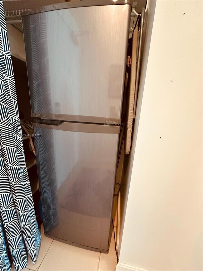 Building Photo - 2889 McFarlane Rd