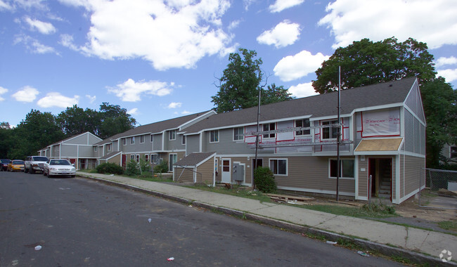 Primary Photo - Liberty Hill Townhomes