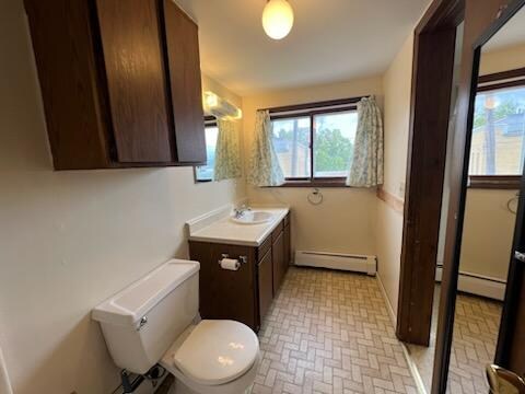 Building Photo - 124 Spruce St