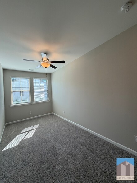 Building Photo - 2590 Morehead St