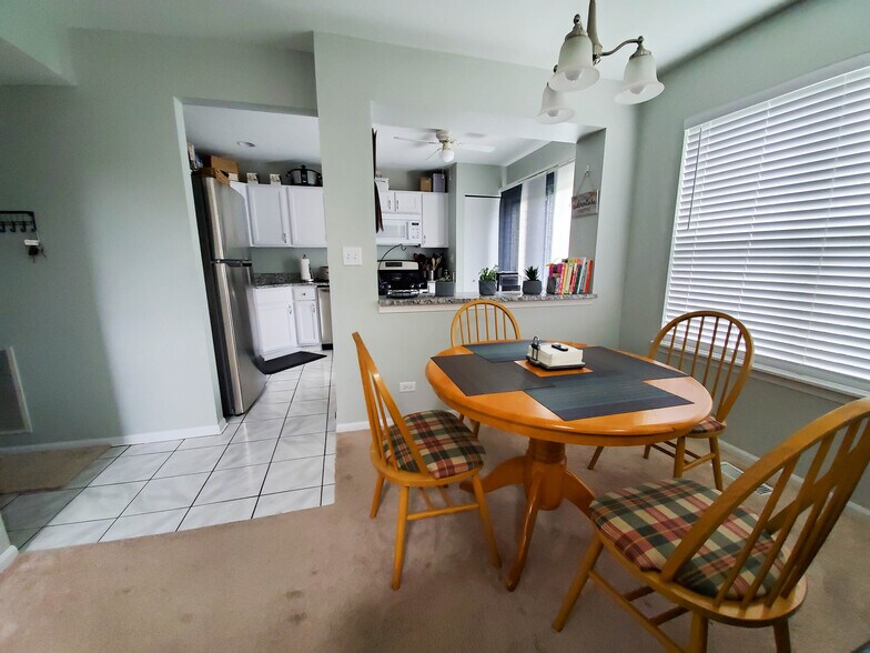 Dining room - 344 S Lancelot Ln