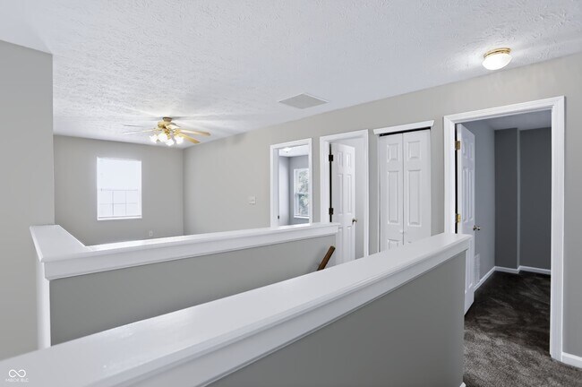 Building Photo - 5439 Lake Boggs St