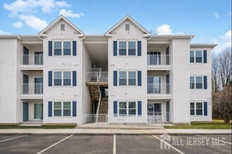 Building Photo - 1227 Waterford Dr