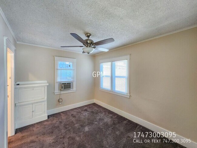 Building Photo - 383 N Wilson Ave