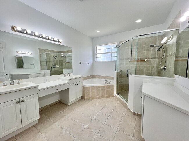 Building Photo - 44 Lancaster Rd