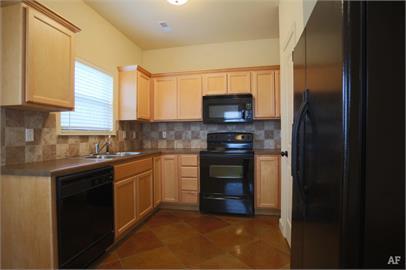 Building Photo - 3312-3314 Jenne Hill Dr