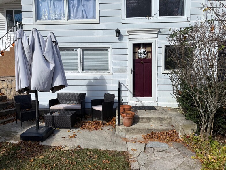 Building Photo - 248 Douglas Pike