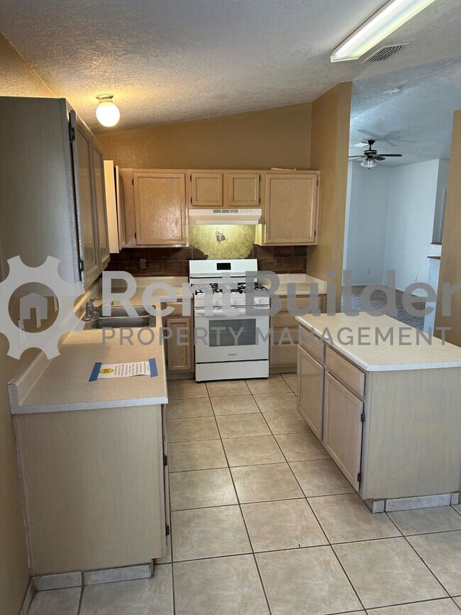 Building Photo - 10749 Capricorn Pl NW