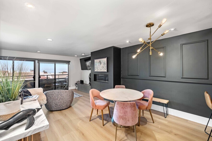 Building Photo - 419 Camino de las Colinas